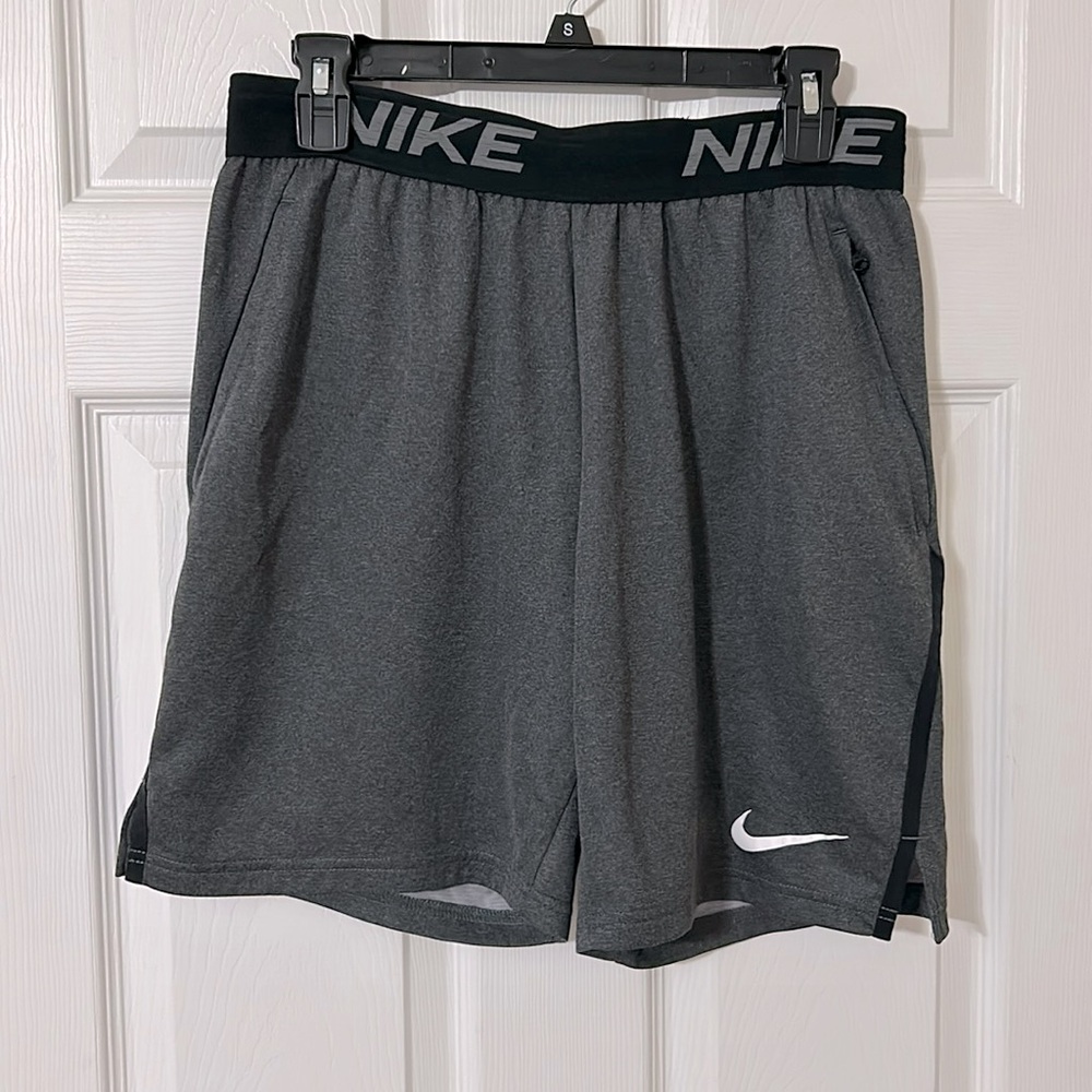 Nike Men’s Dri-Fit Veneer 5” Drawstring Shorts